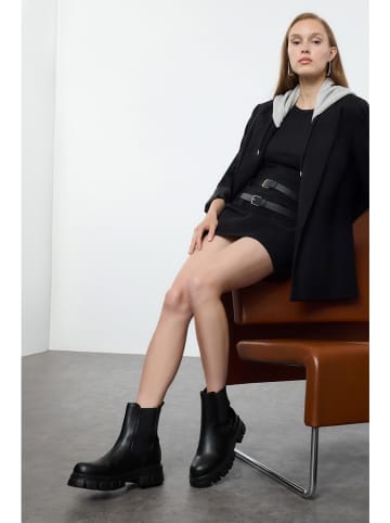 trendyol Chelseaboots zwart