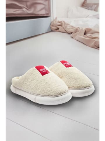 trendyol Kapcie w kolorze kremowym