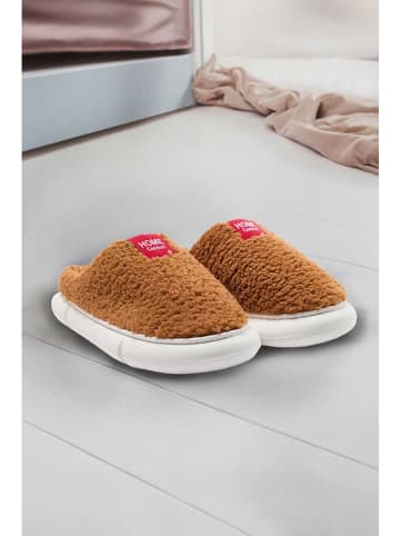 trendyol Kapcie w kolorze jasnobrązowym