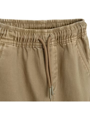 COOL CLUB Bojówki w kolorze beżowym