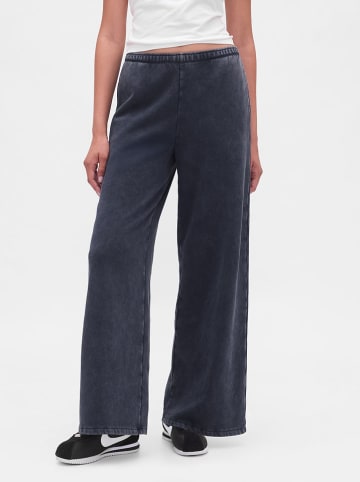 GAP Spodnie dresowe w kolorze granatowym