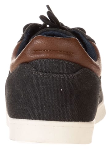 s.Oliver Sneakers in Schwarz