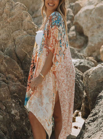 Milan Kiss Kimono w kolorze kremowym ze wzorem