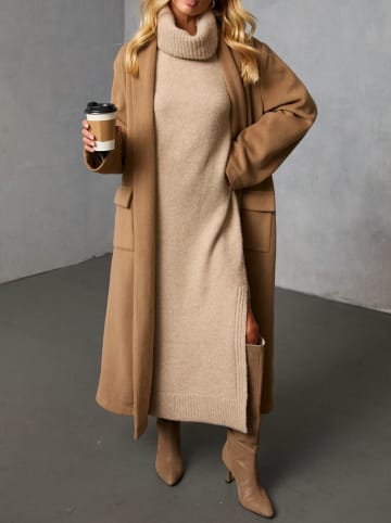 Milan Kiss Sukienka dzianinowa w kolorze beżowym