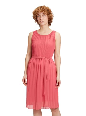 CARTOON Kleid in Rosa