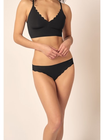 Skiny Slip in Schwarz