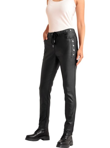 Heine Kunstlederhose in Schwarz