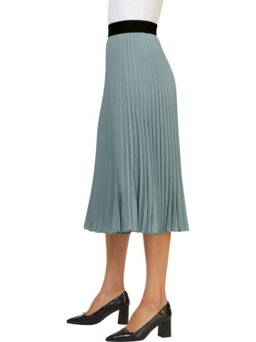 Heine Plisseerock in Hellblau