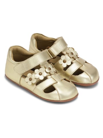 Bundgaard Skórzane kapcie "Tobias" w kolorze złotym