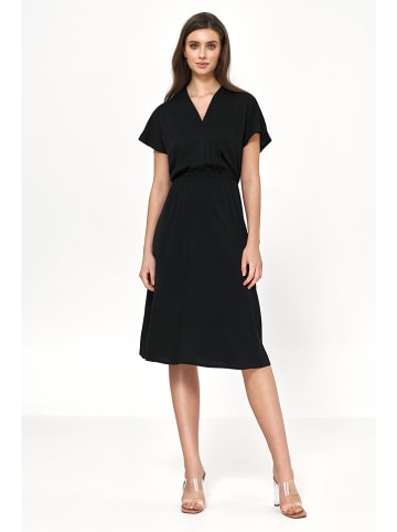 Nife Kleid in Schwarz