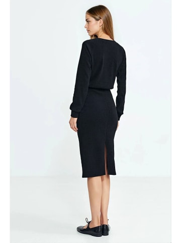 Nife Sukienka w kolorze czarnym
