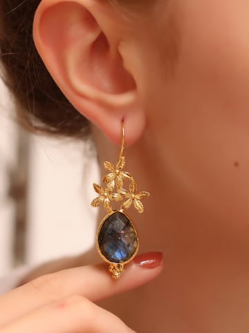 L'Atelier de Gaia Vergulde oorringen met edelstenen