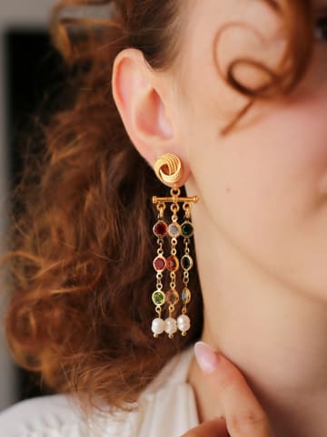 L'Atelier de Gaia Vergulde oorstekers met parels en kristallen