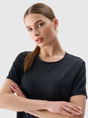 4F Koszulka sportowa w kolorze czarnym