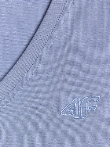 4F Koszulka w kolorze niebieskim