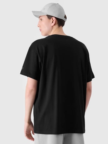 4F Shirt in Schwarz