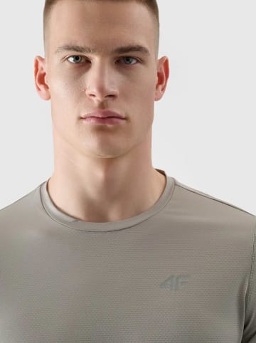 4F Trainingsshirt in Grau