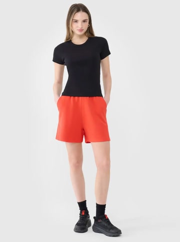 4F Sweartshort rood