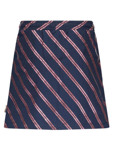 B.Nosy Rock in Dunkelblau