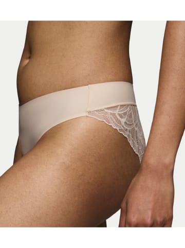 Triumph Slip "Body Make-Up" in Beige