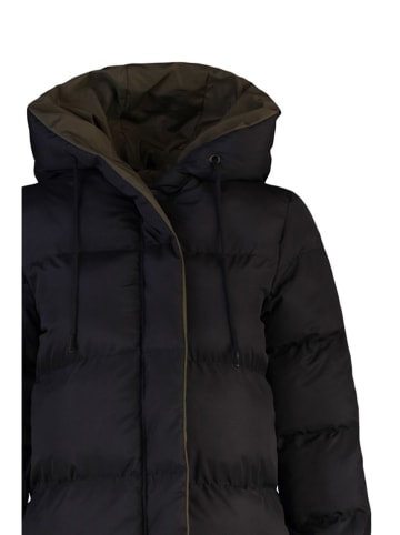 trendyol Wintermantel in Schwarz