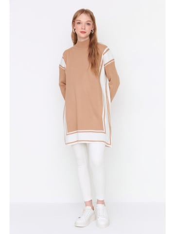 trendyol Pullover in Camel/ Weiß