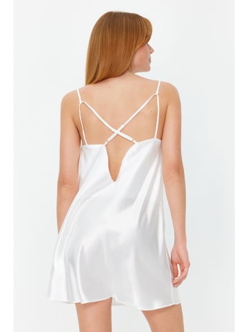 trendyol Nachthemd wit