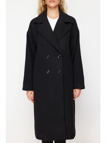 trendyol Mantel in Schwarz