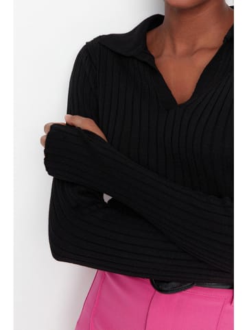 trendyol Pullover in Schwarz
