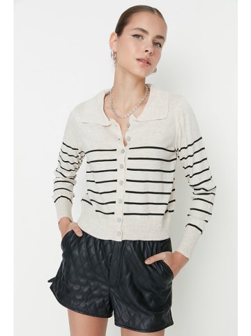 trendyol Cardigan in Creme/ Schwarz