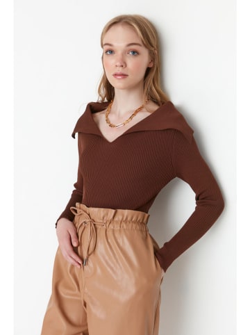 trendyol Sweter w kolorze brązowym