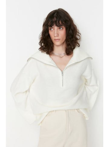 trendyol Sweter w kolorze kremowym