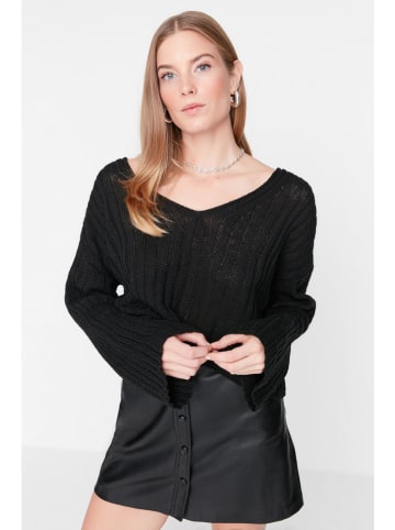 trendyol Pullover in Schwarz