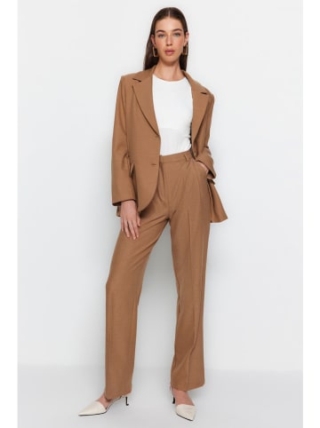 trendyol Marlenehose in Camel