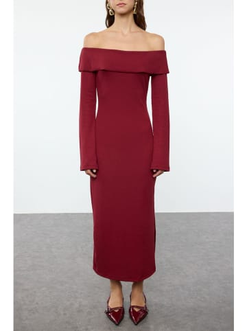 trendyol Kleid in Bordeaux