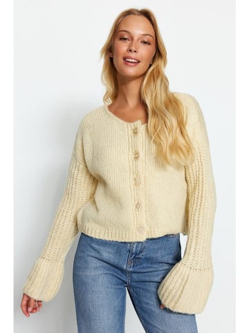 trendyol Cardigan in Creme