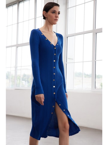 trendyol Kleid in Blau