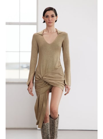 trendyol Sukienka w kolorze beżowym