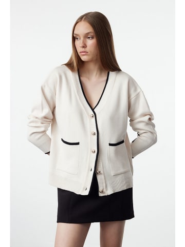 trendyol Cardigan in Weiß/ Schwarz