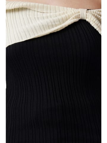 trendyol Pullover in Schwarz/ Creme