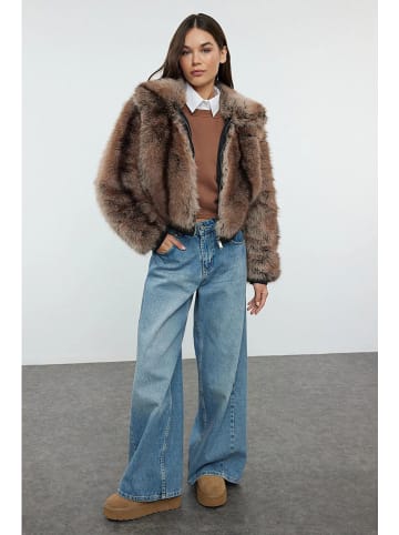 trendyol Teddyjacke in Braun
