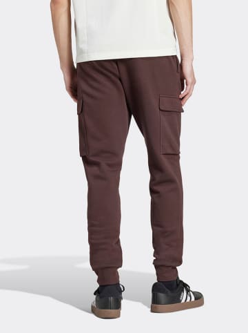 adidas Spodnie dresowe w kolorze brązowym