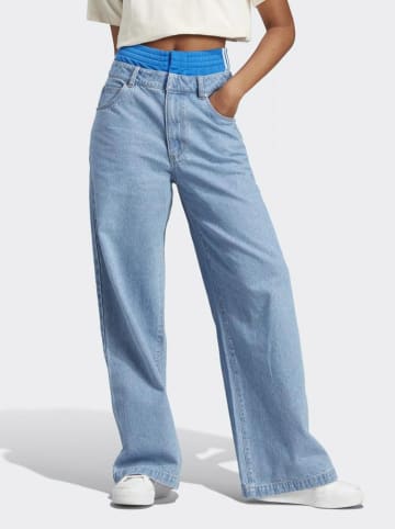 adidas Dżinsy - Comfort fit - w kolorze błękitnym