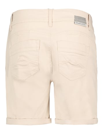 Eight2Nine Bermudas in Beige