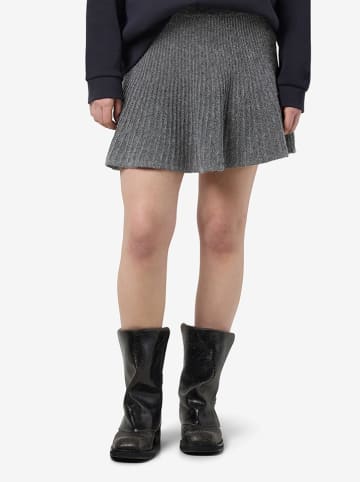 Noisy may Strickrock in Grau