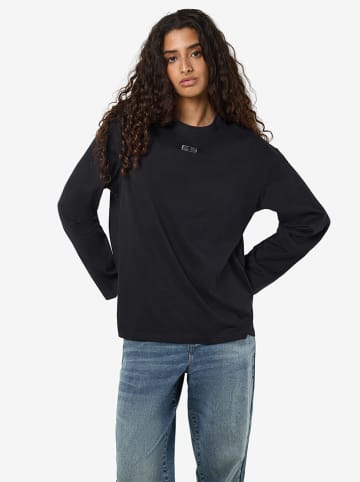 Noisy may Longsleeve in Schwarz