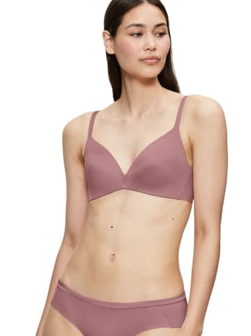 Triumph Beugelloze beha "Body Make-up" lichtroze