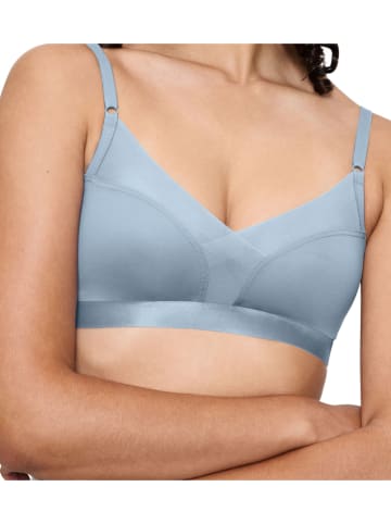 Triumph Beugelloze beha lichtblauw