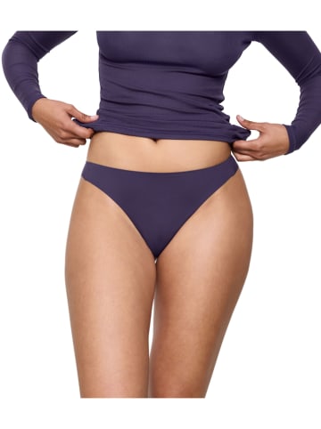 Triumph Stringi w kolorze granatowym