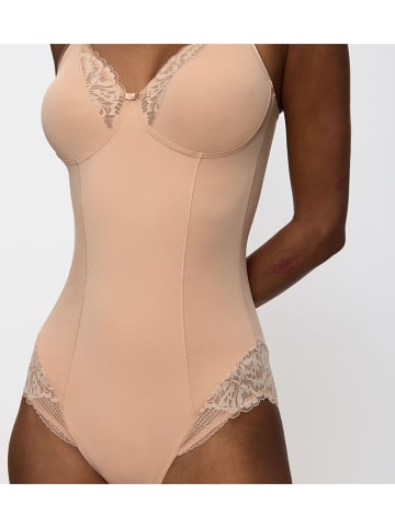 Triumph Body w kolorze beżowym